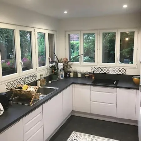 Charmante Maison De Avec Jardin